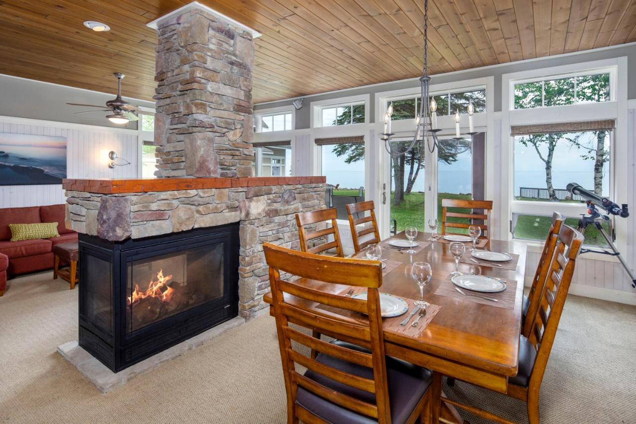 Larsmont Cottages トゥーハーバーズ エクステリア 写真