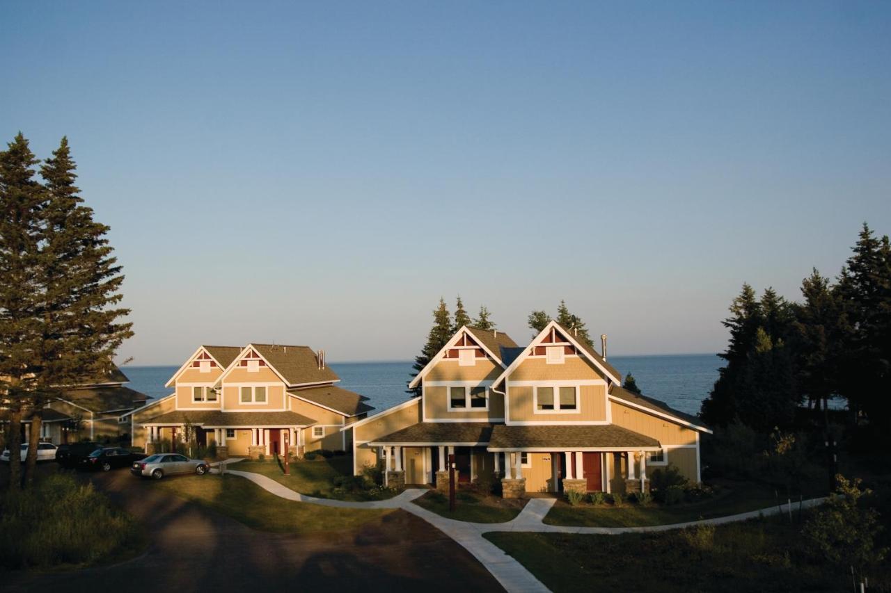 Larsmont Cottages トゥーハーバーズ エクステリア 写真