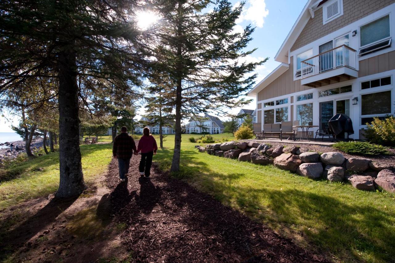Larsmont Cottages トゥーハーバーズ エクステリア 写真