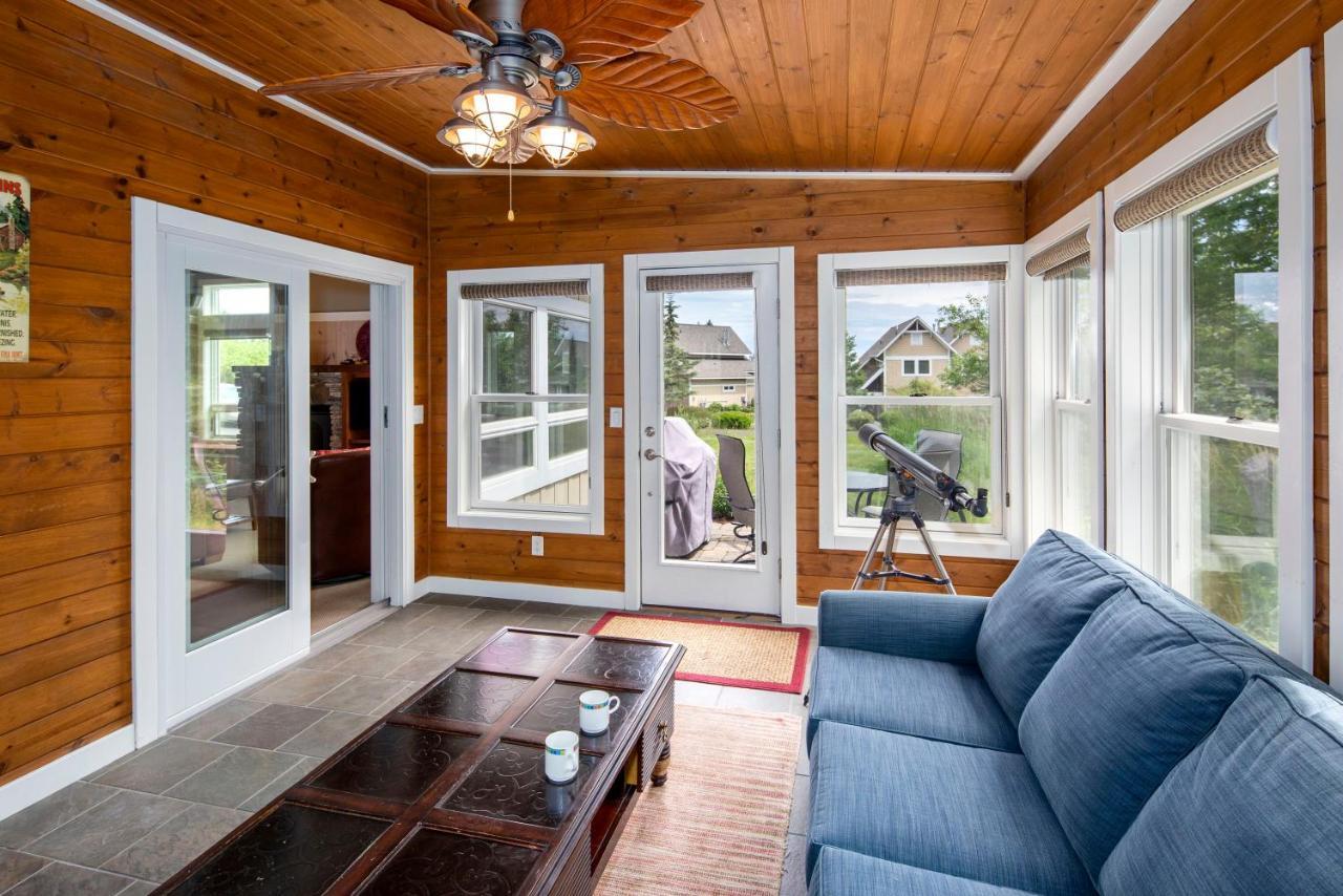Larsmont Cottages トゥーハーバーズ エクステリア 写真