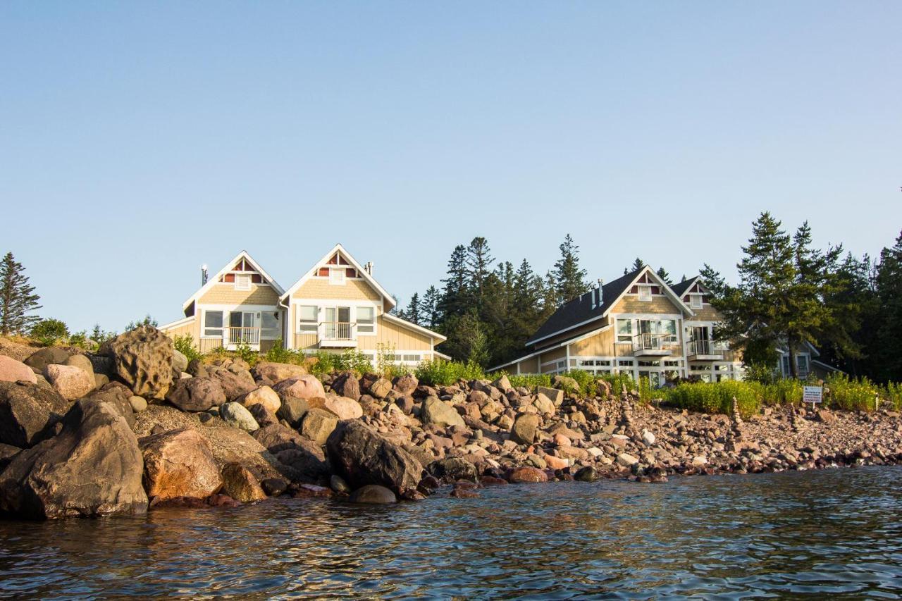 Larsmont Cottages トゥーハーバーズ エクステリア 写真