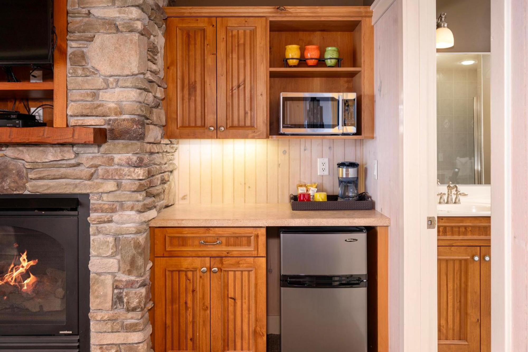 Larsmont Cottages トゥーハーバーズ エクステリア 写真