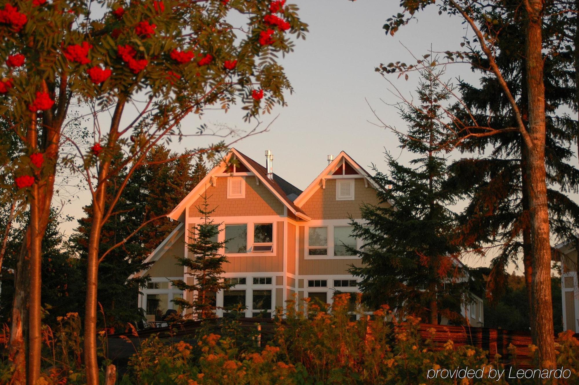 Larsmont Cottages トゥーハーバーズ エクステリア 写真